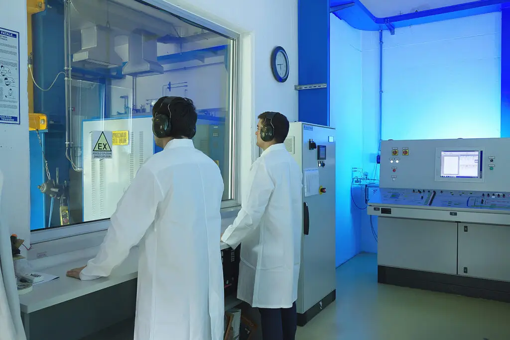 Tecnici specializzati in prove ATEX - INTEK S.p.A.