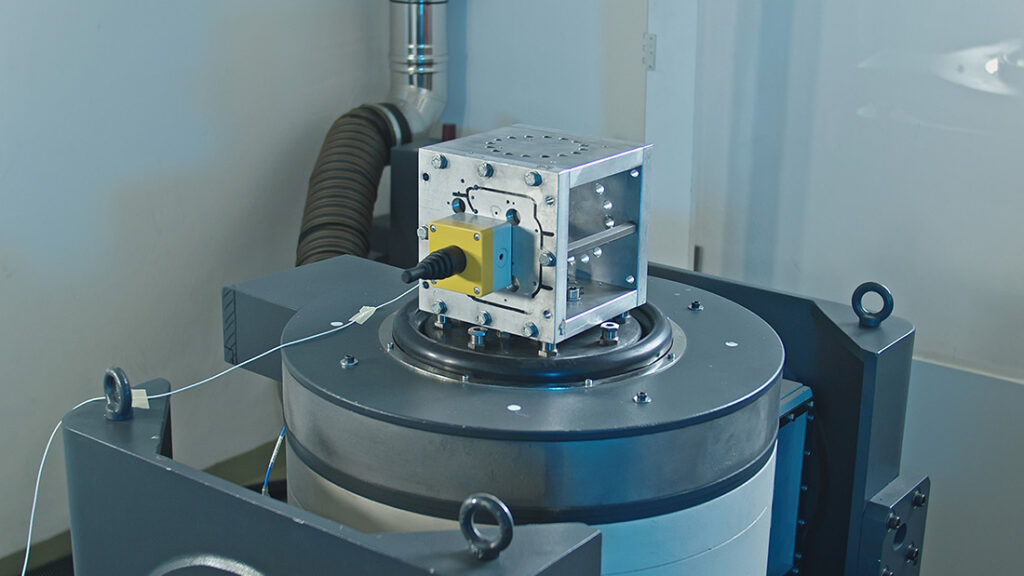 Misurare le vibrazioni per valutare la resistenza dei prodotti - INTEK